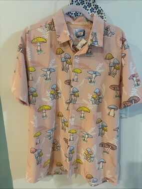 NWT Fresh  Pink Short-Sleeve Button-Up Shirt with Multicolor Mushroom Print